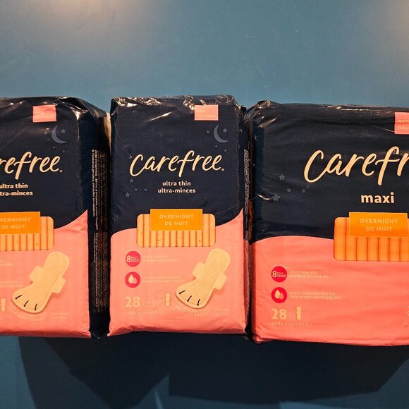 (3) NEW Carefree OVERNIGHT Ultra Thin & Maxi Pads, 28 ct each = 84 total pads - Picture 1 of 8